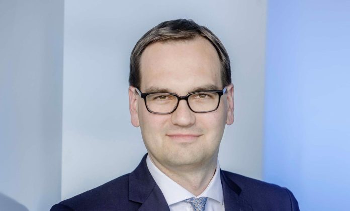 Hendrik Otto, Chief Operating Officer, WEPA Hendrik Otto, Chief Operating Officer, WEPA