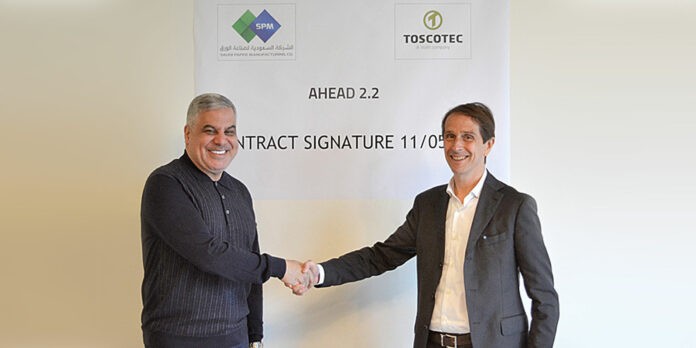Story 3 Contract signing Saudi Paper Group's CEO Yousseri Abdel Hamid Abdel Aziz El Bishry, and Toscotec's CEO Alessandro Mennucci