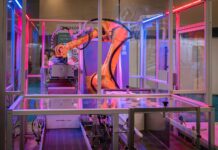 Technical Theme: Side load or top load for your case and tray packing machine? How to make an informed choice.