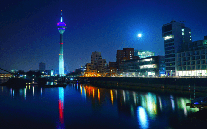 Dusseldorf at night 1024 x638_ Dusseldorf at night