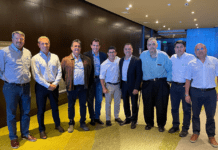 GrandBay Papeles Nacionales boosts capacity with TM investment Start-up team: GrandBay Papeles Nacionales and Toscotec’s teams at the contract signing