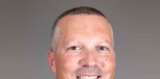 CHEMICALS TECHNICAL THEME – Disperse, detackify, fix, and monitor – four key steps to control stickies Albert Allen, Principal Specialist, Deposit Control, Pulp & Paper, Kemira