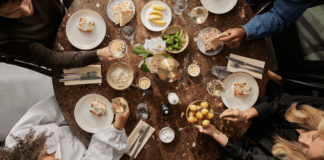 Duni Group acquires stake in tabletop product converter SETI