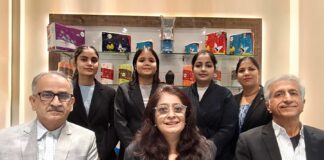 OPERATIONS REPORT: As tissue paper mills mushroom and India’s growth continues, the stylish Beeta Tissues sees online selling and upselling as vital Above: Founders Sumit (far right), Meena Khanna (middle), and colleagues; the company is enthusiastic about the future and is planning to increase its installed capacity by three-fold.