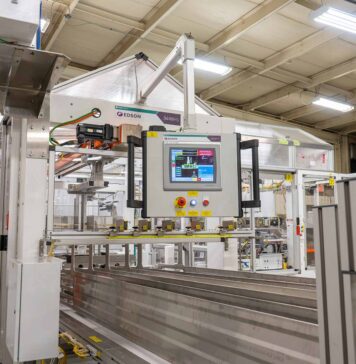 Choosing the right case packer: side infeed vs. top load Fully integrated case packing: the 3600 Series excels in high-speed environments