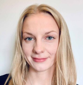 ITALY COUNTRY REPORT: New packaging, new formulations, new sustainability features … the home of innovation gears up again Sarah Wood, Senior Research Analyst, Euromonitor International.