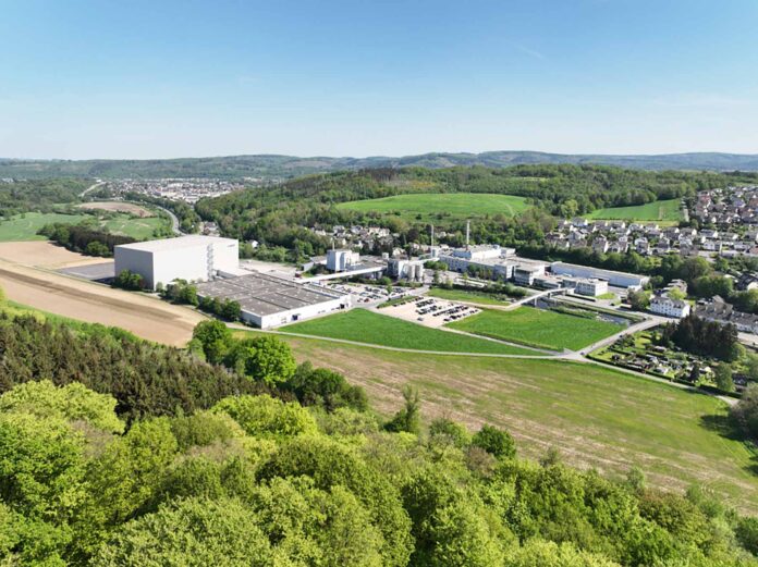 WEPA-Müschede Above: Established in 1948 as “Westfälische Papierfabrik”: WEPA Group’s production site and headquarters in Arnsberg, Germany