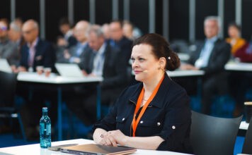 FOCUS ON III: Retail Tissue in APAC: Navigating Regional Trends in a Global Landscape Natalia Bezrebra, Senior Analyst at Euromonitor International