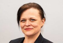 EXITISSUES: How evolving consumer cost and lifestyle priorities are changing worldwide – and how the industry is – and should – respond Natalia Bezrebra, Senior Analyst, Euromonitor International