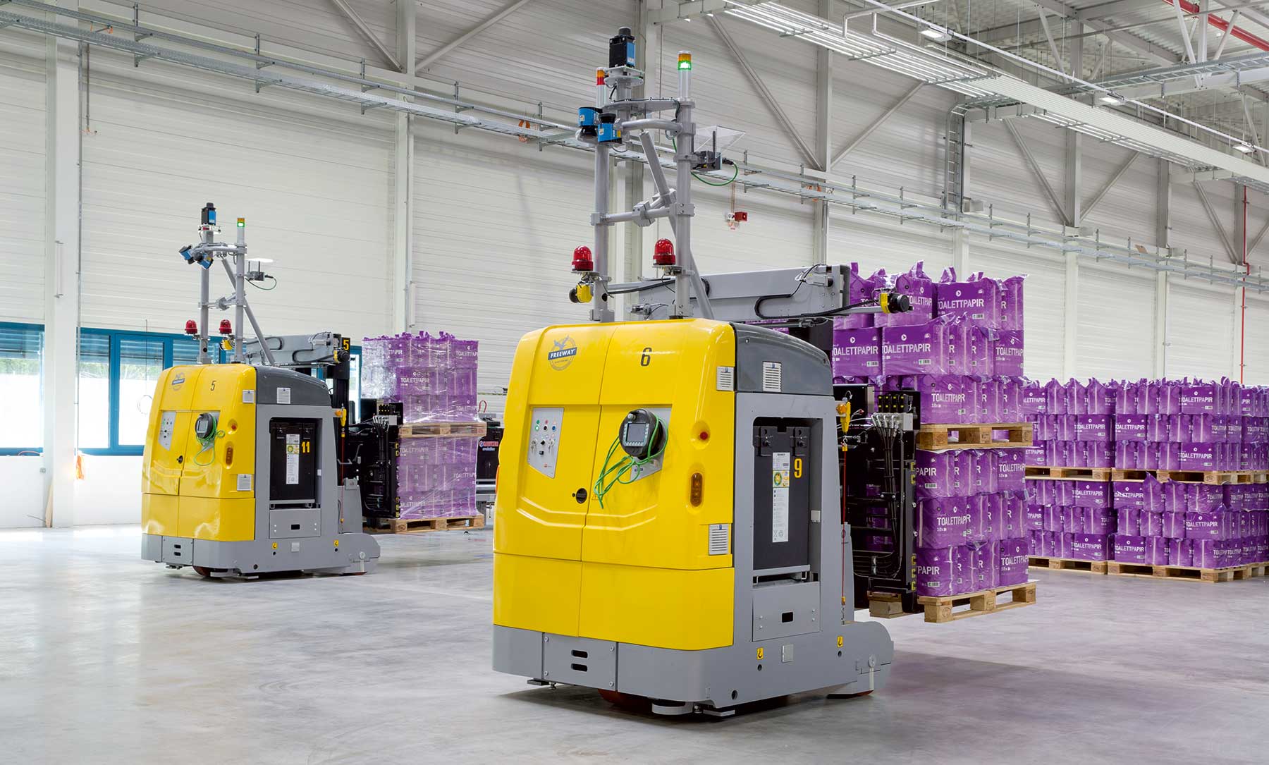 Durability: E80’s AGVs and LGVs regularly achieve lifespans of 15 years or more